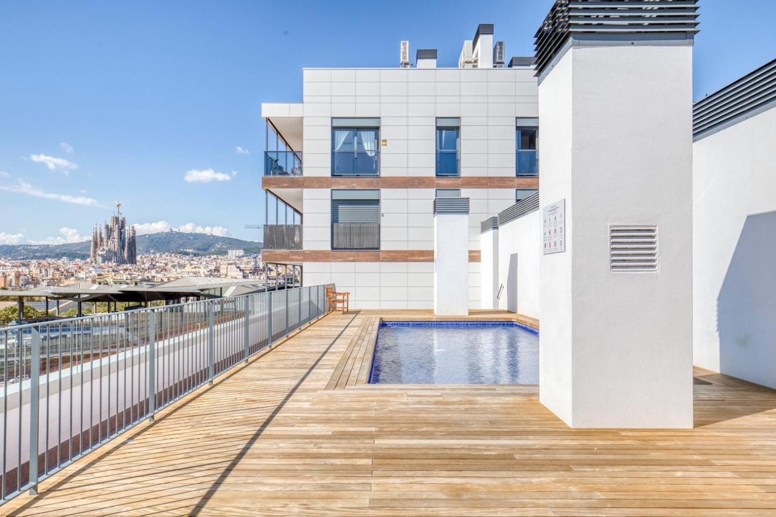Blueground Poblenou Pool Nr Glories Bcn-37